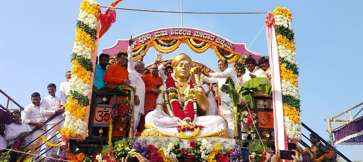 ಸೇಡಂ: ಮಾದಾರ ಚನ್ನಯ್ಯನವರ ಮೂರ್ತಿ ಅನಾವರಣ