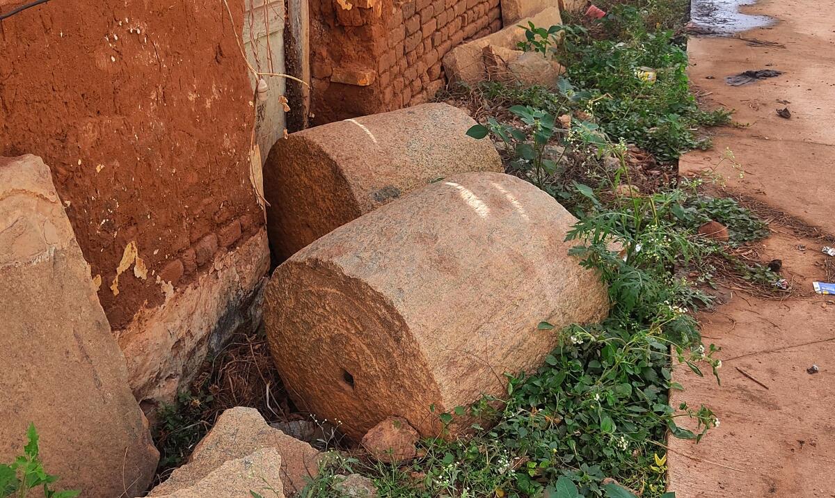  ರೋಣ ಕಲ್ಲುಗಳು