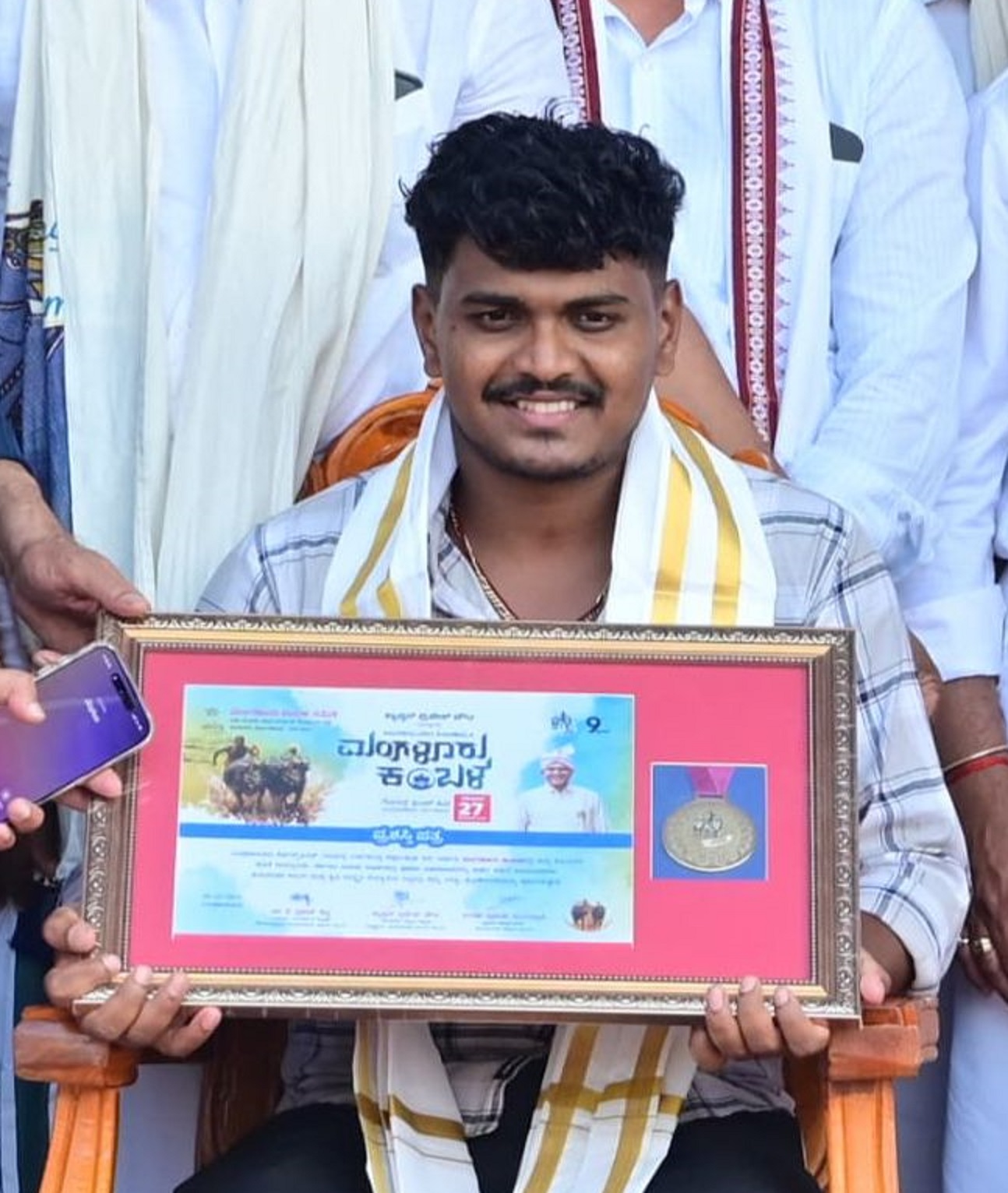 ಕಂಬಳದಲ್ಲಿ ಅತಿ ವೇಗದ ದಾಖಲೆ ನಿರ್ಮಿಸಿದ ಕೋಣಗಳ ಓಟಗಾರ ಸ್ವರೂಪ್ ಕುಮಾರ್‌ 