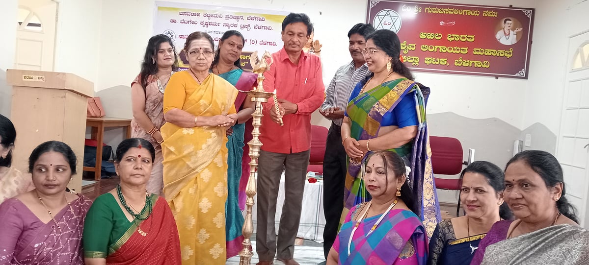 ಯುವಜನರಲ್ಲಿ ಓದುವ ಹವ್ಯಾಸ ಕಡಿಮೆಯಾಗಿದೆ: ಸಾಹಿತಿ ಗುರುದೇವಿ ಹುಲೆಪ್ಪನವರಮಠ