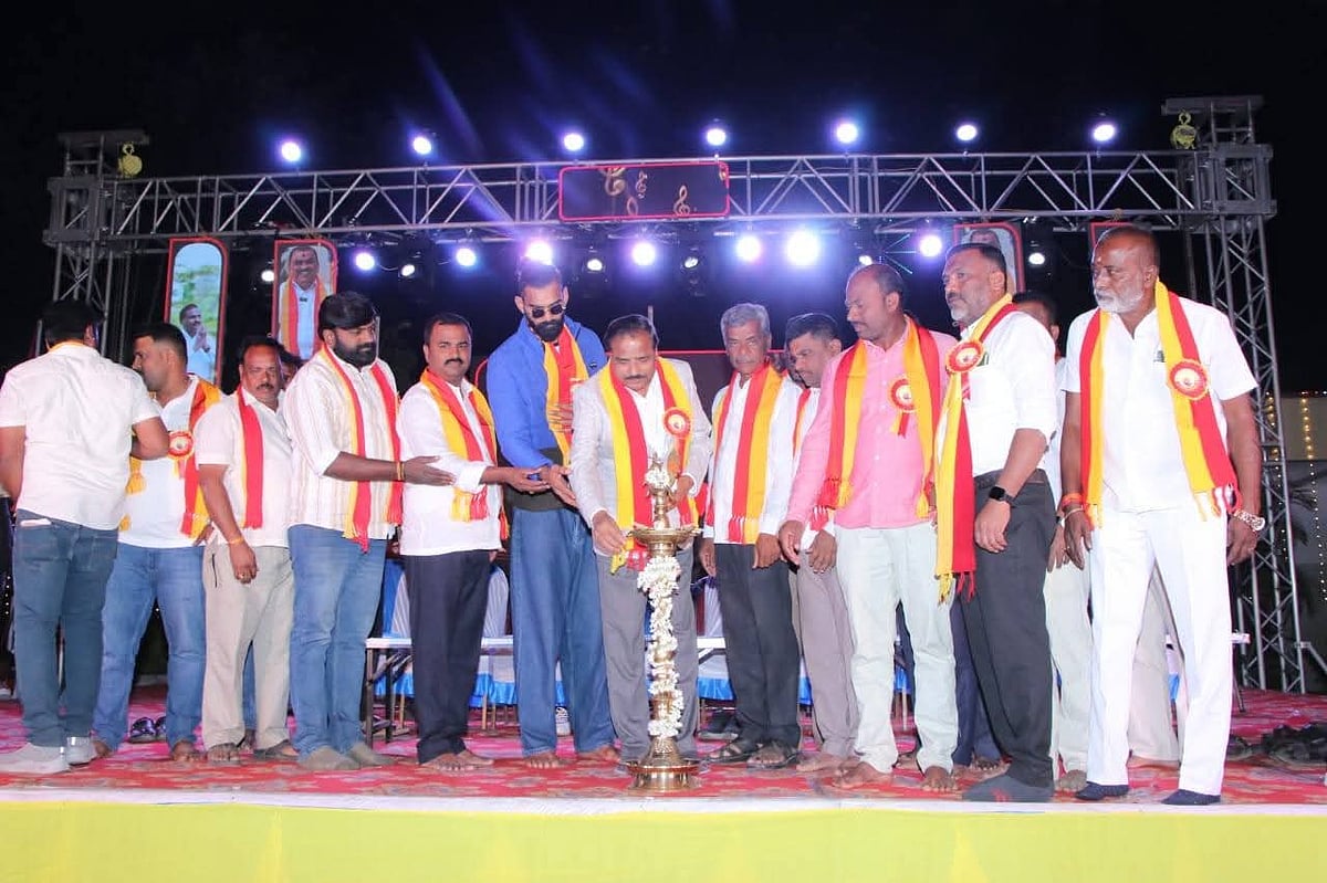 ಡಿ.ಪಾಳ್ಯ ಗ್ರಾಮದಲ್ಲಿ ಕನ್ನಡ ರಾಜ್ಯೋತ್ಸವ