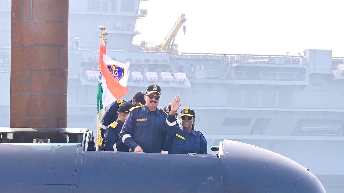ಕದಂಬ ನೌಕಾನೆಲೆ: INS Vagsheer ಸಬ್‌ ಮರೀನ್‌ನಲ್ಲಿ ರಾಷ್ಟ್ರಪತಿ ಮುರ್ಮು ಪಯಣ