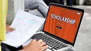 ವಿದ್ಯಾರ್ಥಿ ವೇತನ ಕೈಪಿಡಿ: ಸೆನ್ಸೊಡೈನ್‌ ಶೈನಿಂಗ್‌ ಸ್ಟಾರ್‌