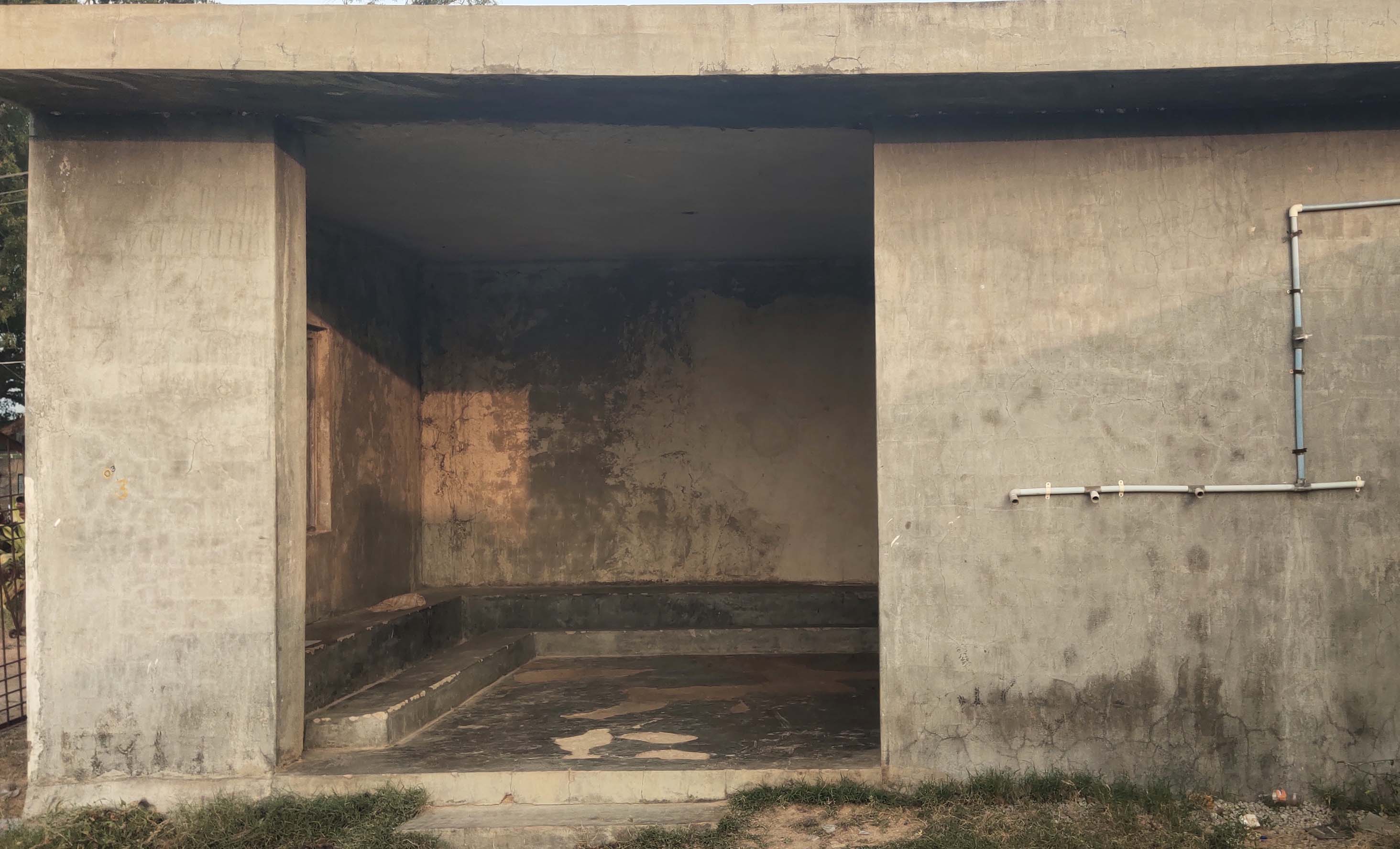 ಮುಡಿ ಕೊಡುವ ಕಟ್ಟಡ ಕಾಮಗಾರಿ ಅಪೂರ್ಣ