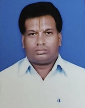 ನಾರಾಯಣ ಐಯ್ಯಂಗಾರ್ ಪ್ರಧಾನ ಅರ್ಚಕರು