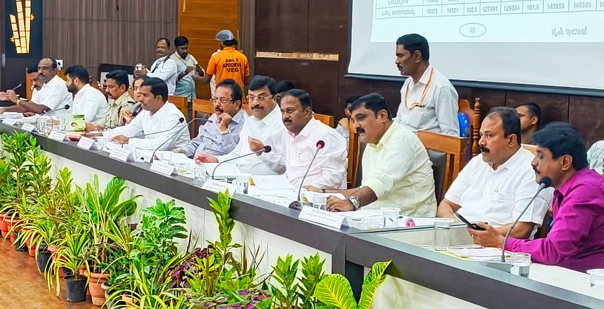 ಬೇಜವಾಬ್ದಾರಿ ಶಿಕ್ಷಕರ ವಿರುದ್ಧ ಕ್ರಮಕೈಗೊಳ್ಳಿ ; ಸಚಿವ ಚಲುವರಾಯಸ್ವಾಮಿ ಸೂಚನೆ