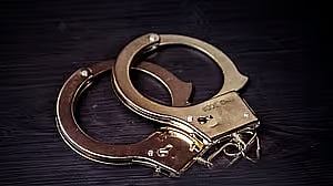 ಬೆಂಗಳೂರಿನಲ್ಲಿ ಮಾರಕಾಸ್ತ್ರ ಹಿಡಿದು ಗಲಾಟೆ: ಆರು ಮಂದಿ ಸೆರೆ 