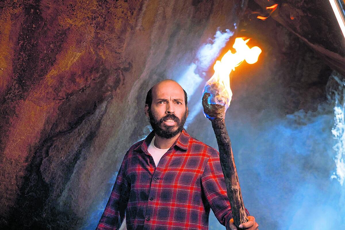 Rakkasapuradhol Teaser: ‘ರಕ್ಕಸಪುರದೋಳ್’ಗೆ ರಾಜ್‌ ರೌದ್ರಾವತಾರ