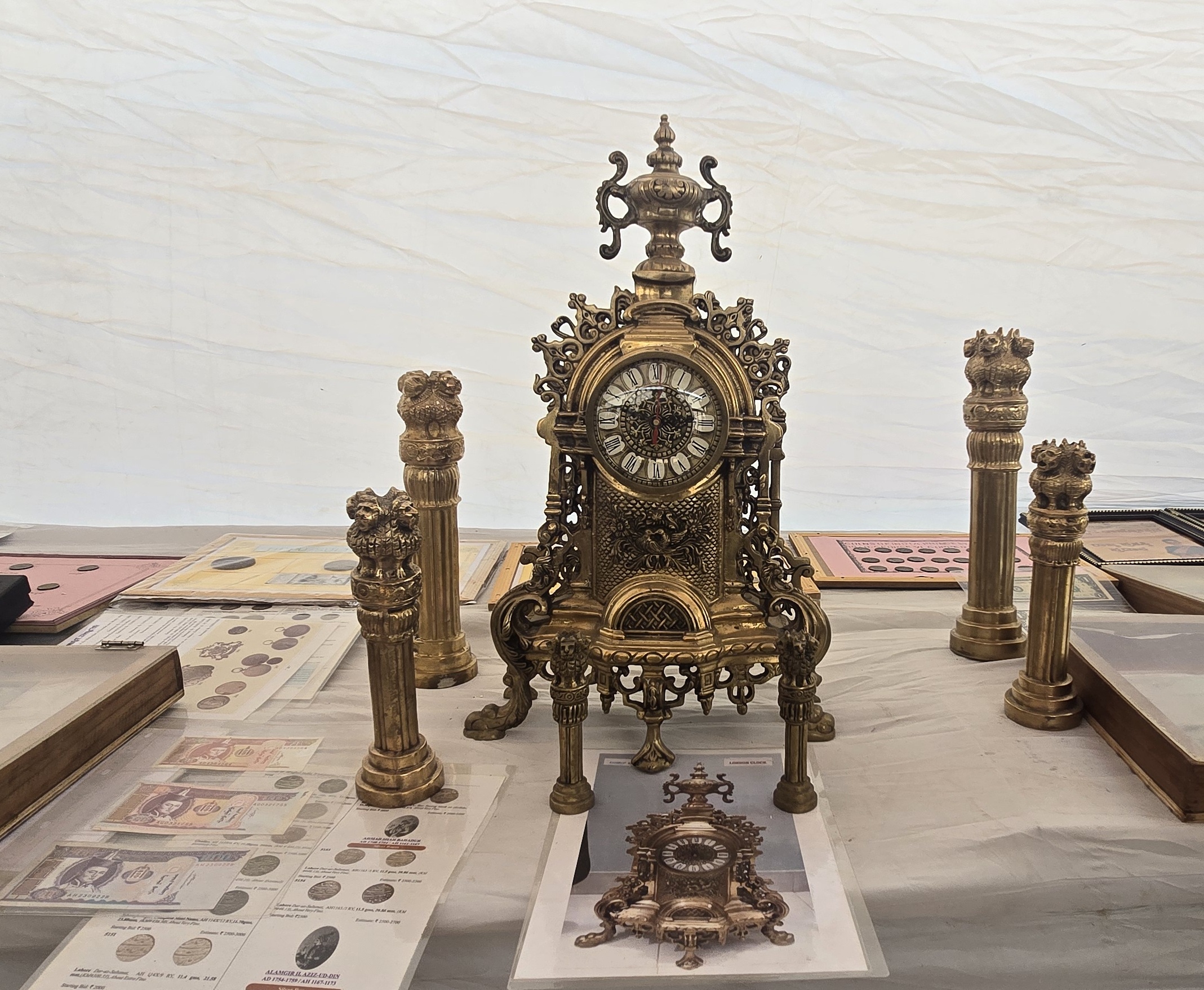 ಯಾದಗಿರಿಯಲ್ಲಿ ಮಂಗಳವಾರ ನಡೆದ ವೈಜ್ಞಾನಿಕ ಸಮ್ಮೇಳನದ ವಸ್ತು ಪ್ರದರ್ಶನದಲ್ಲಿ ಇರಿಸಲಾದ ಗಡಿಯಾರ