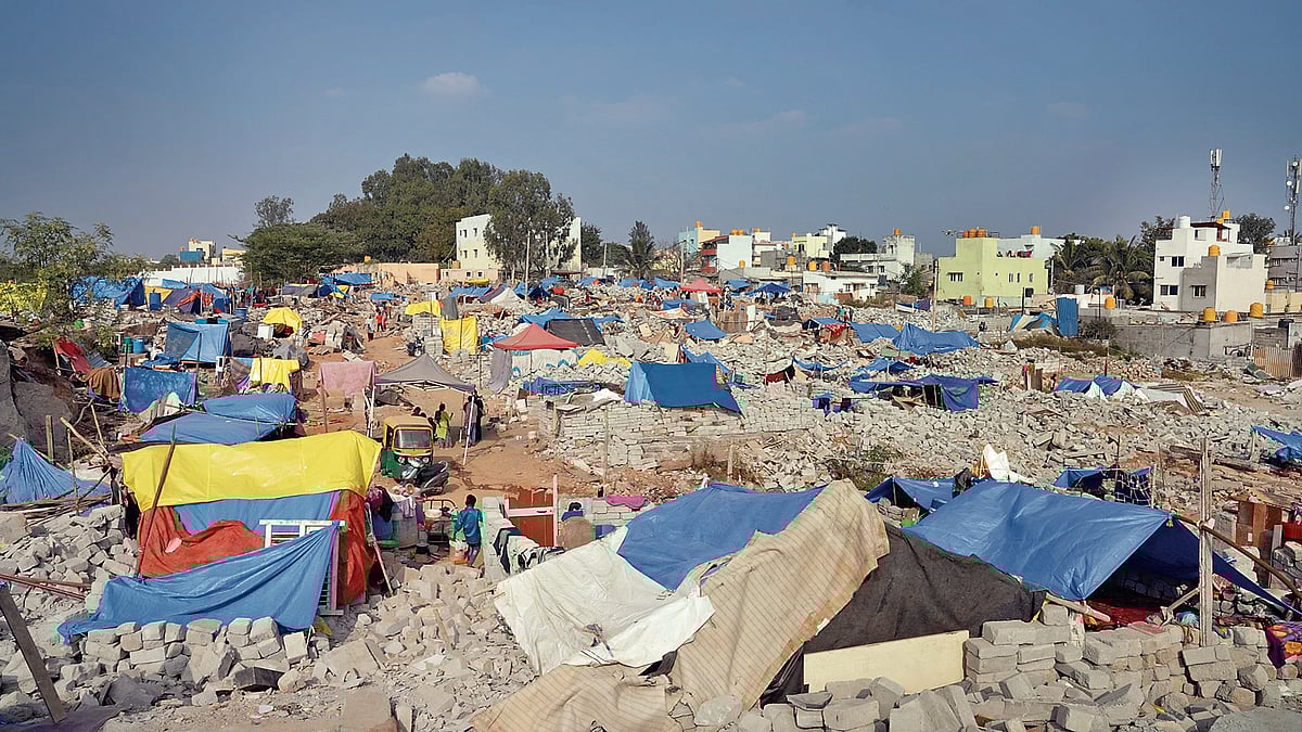 ಸಂಪಾದಕೀಯ | ಒತ್ತುವರಿ ತೆರವು:ಮಾನವೀಯತೆ ಅಗತ್ಯ;ಸಂತ್ರಸ್ತರ ನೆರವಿಗೆ ಸರ್ಕಾರ ಬರಲಿ