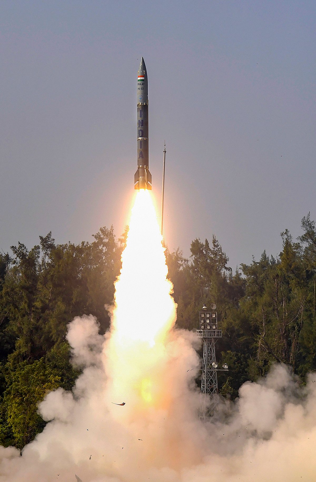 ‘ಪ್ರಳಯ’ ಕ್ಷಿಪಣಿಗಳ ಪರೀಕ್ಷೆ ಯಶಸ್ವಿ: ರಕ್ಷಣಾ ಸಚಿವಾಲಯ