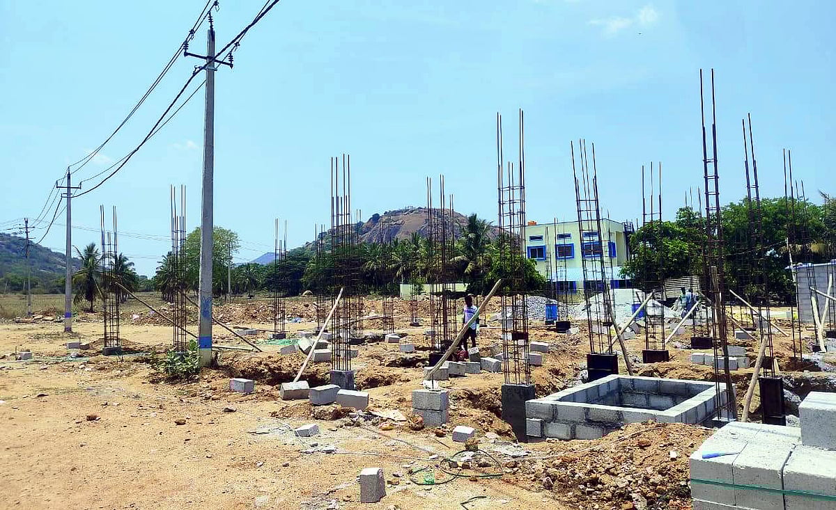 ಕನಕಪುರ: ಅಕ್ರಮ ಕಟ್ಟಡ ಕಾಮಗಾರಿ ಸ್ಥಗಿತಗೊಳಿಸಲು ಜಿಲ್ಲಾಧಿಕಾರಿಗೆ ದೂರು