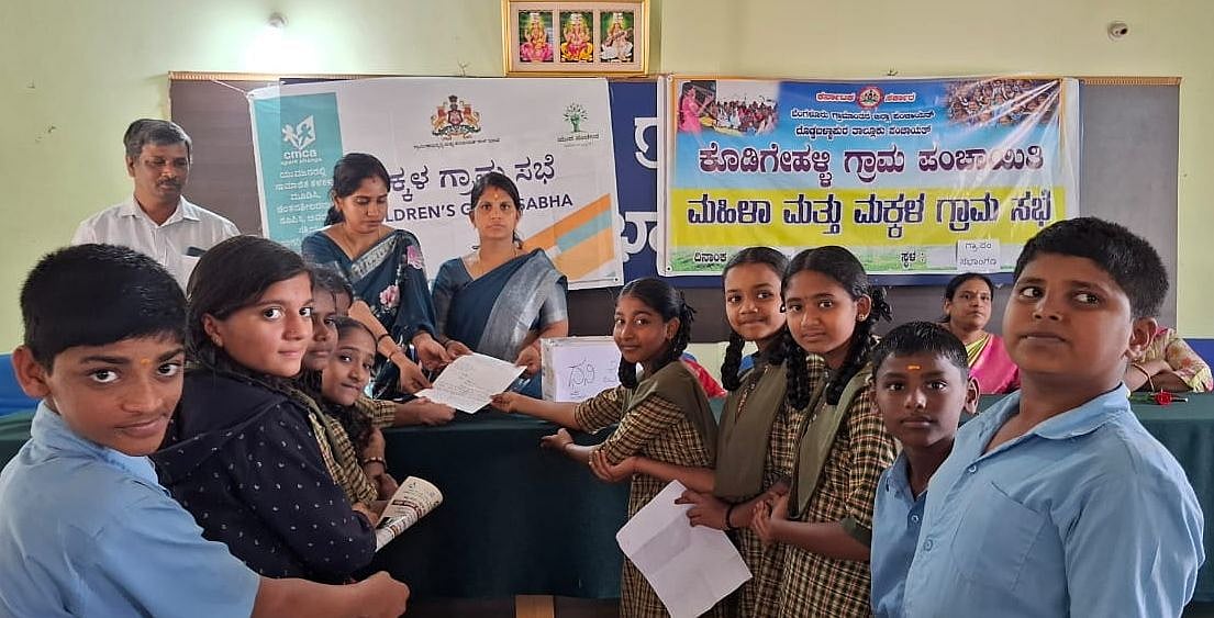 ಶಾಲೆಯೊಳಗೆ ಮದ್ಯದ ಬಾಟಲಿ ಬೀಸಾಡತಾರೆ.. ಕೊಡಿಗೇಹಳ್ಳಿ ಶಾಲೆಯ ವಿದ್ಯಾರ್ಥಿಗಳು ದೂರು