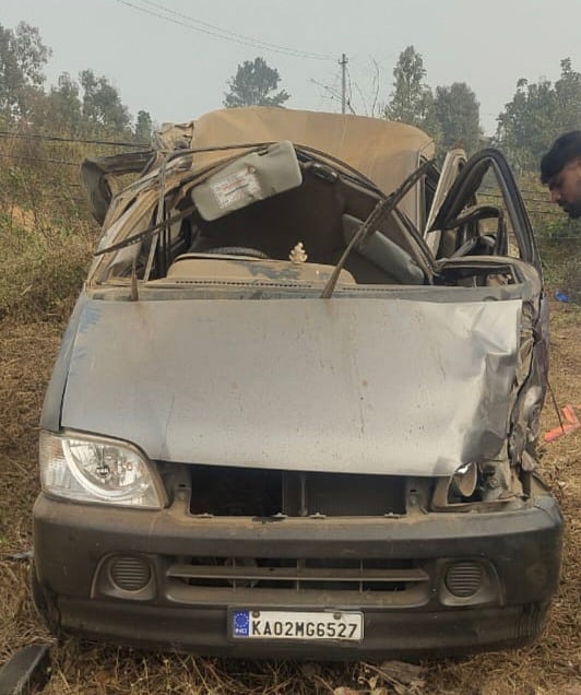 ಮಾಗಡಿಯಲ್ಲಿ ಬೈಕ್‌ಗಳಿಗೆ ಕಾರು ಡಿಕ್ಕಿ: ಇಬ್ಬರ ಸಾವು ‌