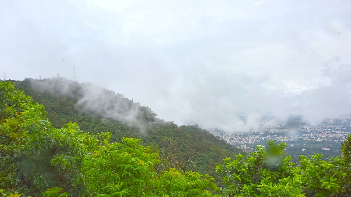 ಚಾಮುಂಡಿಬೆಟ್ಟದ ಉಳಿವಿಗೆ ‘ಬಳಗ’ದ ಕೂಗು
