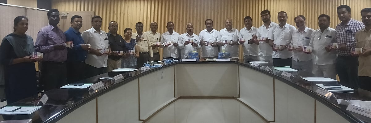 ಸಂತೇಮರಹಳ್ಳಿ: ಉಲ್ಲಾಸ್‌ಗುಲ್ಲಾ ಸಿಹಿ ಉತ್ಪನ್ನ ಬಿಡುಗಡೆ