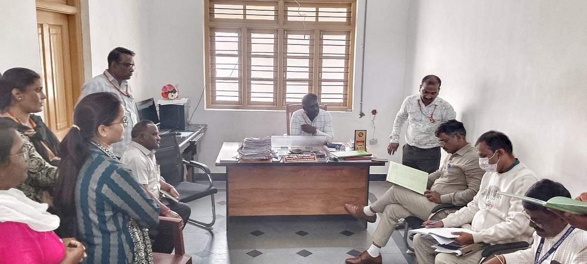 ಜೇವರ್ಗಿ: ವಿವಿಧ ಇಲಾಖೆಯ ಕಚೇರಿ ಮೇಲೆ ‘ಲೋಕಾ’ ದಾಳಿ