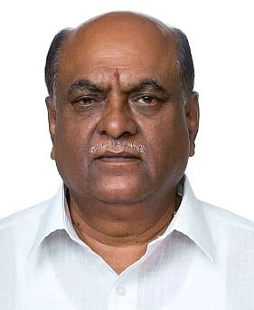 ಕಾಂಗ್ರೆಸ್ ನನ್ನನ್ನು ಕಡೆಗಣಿಸಿದ್ದು ತಪ್ಪು: ಕುಬೇರಪ್ಪ ಆಕ್ರೋಶ