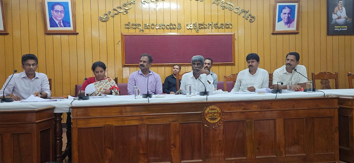 ಜಲ ಜೀವನ ಮಿಷನ್: ಗುತ್ತಿಗೆದಾರರ ವಿರುದ್ಧ ದೂರು ದಾಖಲಿಸಿ 