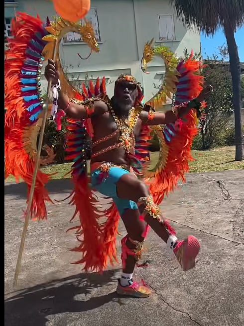 ಹೊಸ ವರ್ಷಕ್ಕೆ ವಿಭಿನ್ನ ಅವತಾರದಲ್ಲಿ ಕಾಣಿಸಿಕೊಂಡ ಯೂನಿವರ್ಸಲ್ ಬಾಸ್ ಕ್ರಿಸ್ ಗೇಲ್