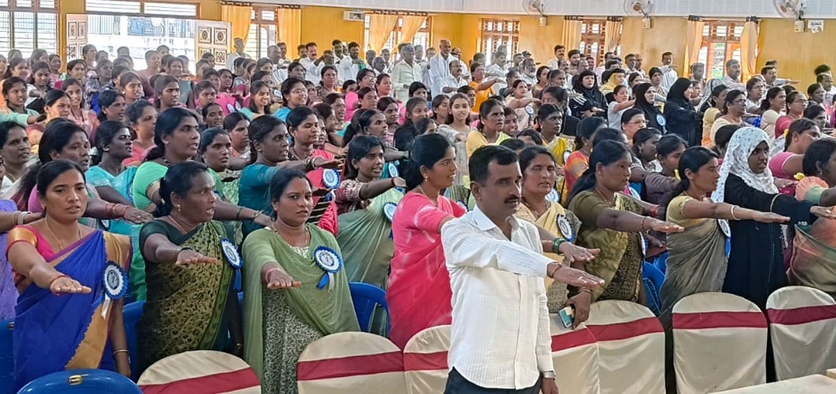 ಸಾವಿತ್ರಿಬಾಯಿ ಫುಲೆ ಜನ್ಮ ದಿನಾಚರಣೆ: ಗುಡಿಸಲು ಗುಡಿಯಾಗಿಸಿ ಅಕ್ಷರ ಬಿತ್ತಿದ ಅವ್ವ