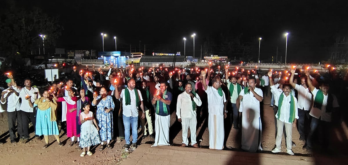 ಬೈಂದೂರು: ಗೆರಟೆ ಹಿಡಿದು ರೈತ ಸಂಘದ ವತಿಯಿಂದ ಪ್ರತಿಭಟನೆ