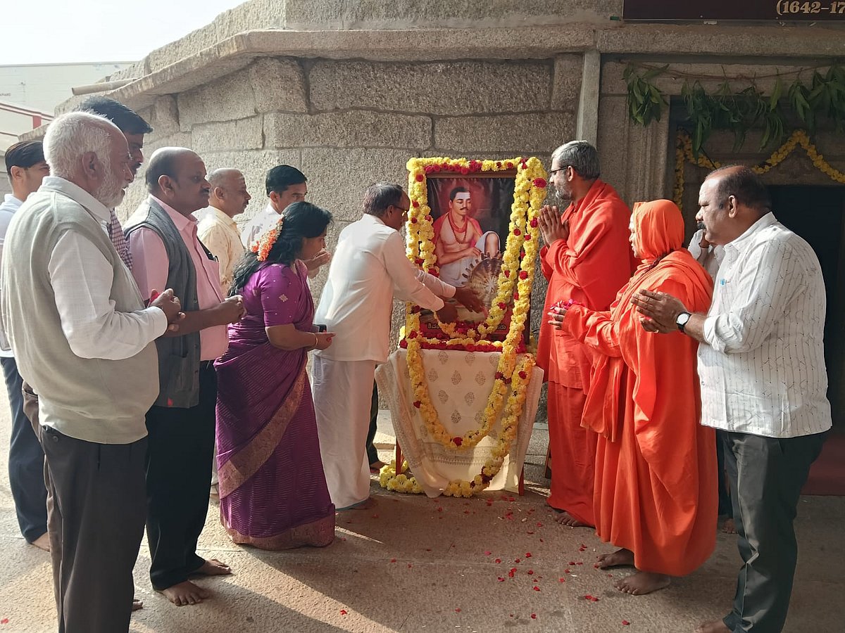 ವೃತ್ತಿ– ವ್ಯಕ್ತಿಗೆ ಗೌರವ ತಂದುಕೊಟ್ಟ ಮೇದಾರ ಕೇತಯ್ಯ: ಬಸವಕುಮಾರ ಸ್ವಾಮೀಜಿ ಅಭಿಮತ