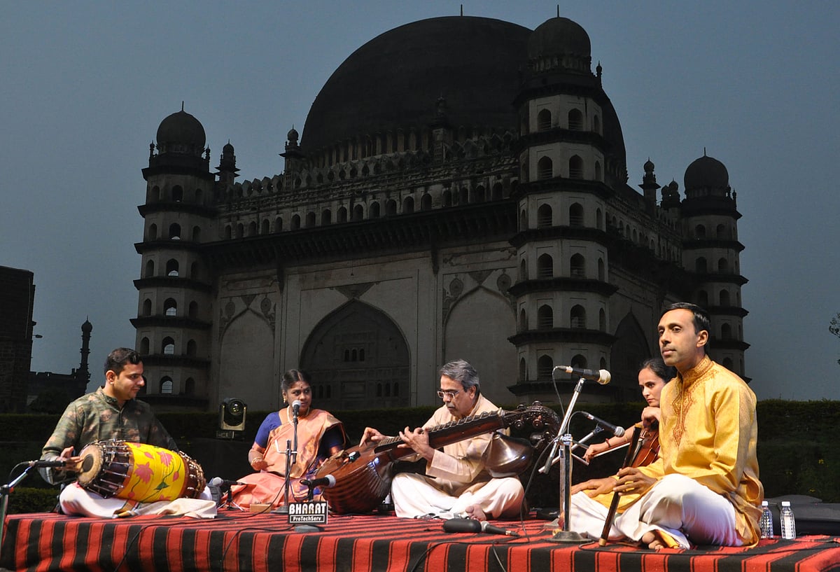 ಧರೆಗೆ ಇಳಿದ ‘ಕಲಾ ಧಾರಾ’ ಲಹರಿ