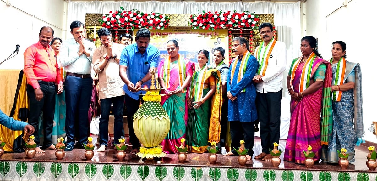 ಧರ್ಮಸ್ಥಳ ಸಂಘದಿಂದ ಸ್ವಾವಲಂಬಿ ಬದುಕು: ಎಚ್. ಕುಂದರ್