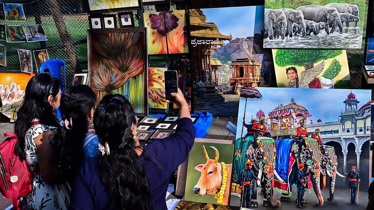 ಕಲಾರಸಿಕರ ಸಂಭ್ರಮ ಇಮ್ಮಡಿಗೊಳಿಸಿದ ‘ಚಿತ್ರಸಂತೆ’: ಫೋಟೊಗಳನ್ನು ನೋಡಿ