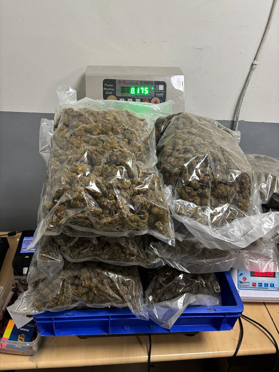 ದೆಹಲಿ ವಿಮಾನ ನಿಲ್ದಾಣದಲ್ಲಿ ₹10 ಕೋಟಿಗೂ ಹೆಚ್ಚು ಮೌಲ್ಯದ ಗಾಂಜಾ ವಶ