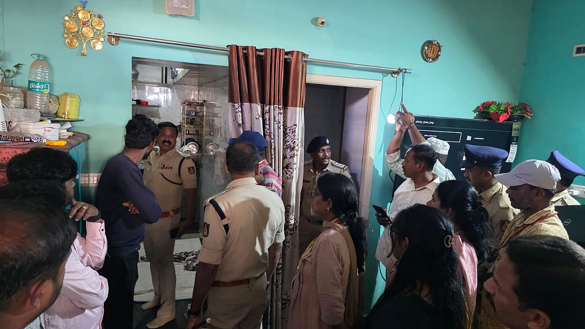 ಸೂಲಿಬೆಲೆ | ನಿಧಿಗಾಗಿ ಮಗು ಬಲಿ ಯತ್ನ ಪ್ರಕರಣ: ಸಾಕು ತಂದೆ ಪೊಲೀಸರ ವಶಕ್ಕೆ 