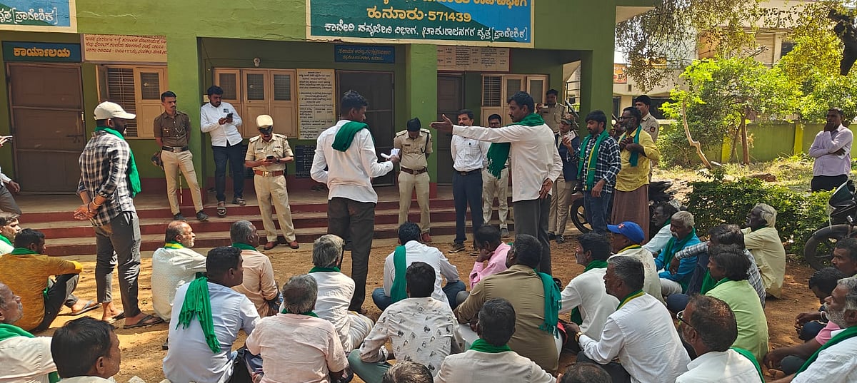 ಹನೂರು | ವನ್ಯಪ್ರಾಣಿಗಳ ಹಾವಳಿ ತಡೆಗಟ್ಟಿ 