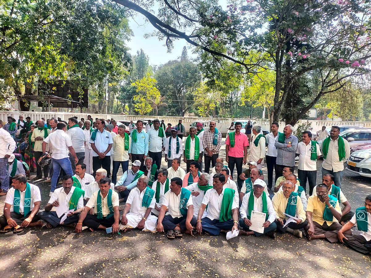 ಹಾಸನ | ಬೆಳೆಗಾರರ ಹಿತ ಕಾಯಲು ಆಗ್ರಹ