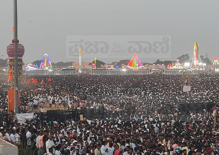 ಕೊಪ್ಪಳ ಗವಿಮಠದ ಜಾತ್ರೆ: ಭಕ್ತರ ಮಹಾಸಂಗಮ