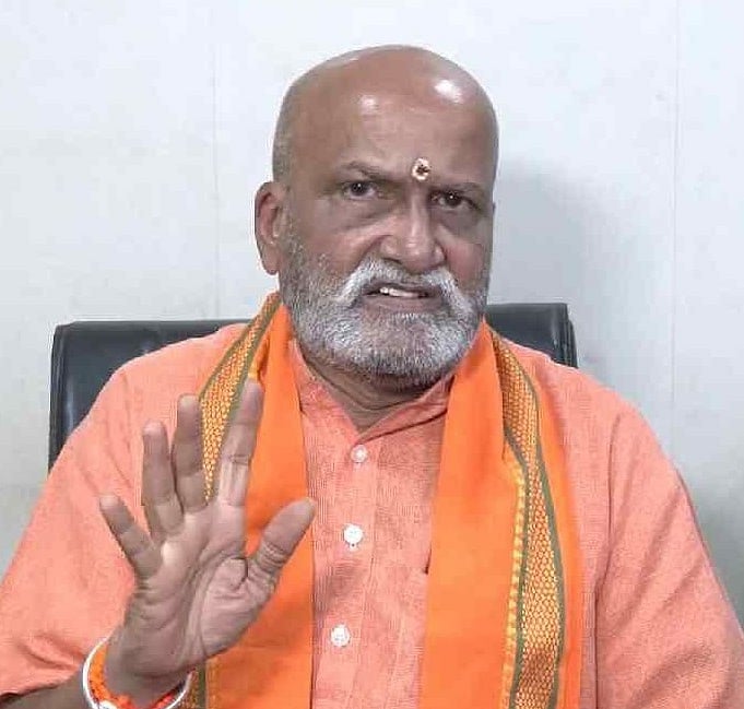 ‘ವಂದೇ ಮಾತರಂ’ಗೆ ರಾಷ್ಟ್ರಗೀತೆ ಗೌರವ ಸಿಗಲಿ:  ಪ್ರಮೋದ್‌ ಮುತಾಲಿಕ್‌