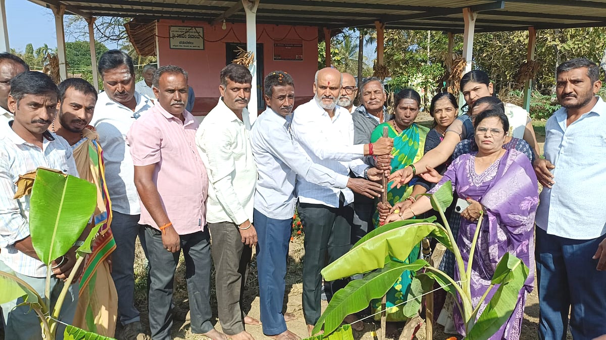 ಬೇಲೂರು | ಕಾಲುವೆ ದುರಸ್ತಿ ಕಾಮಗಾರಿಗೆ ಭೂಮಿಪೂಜೆ