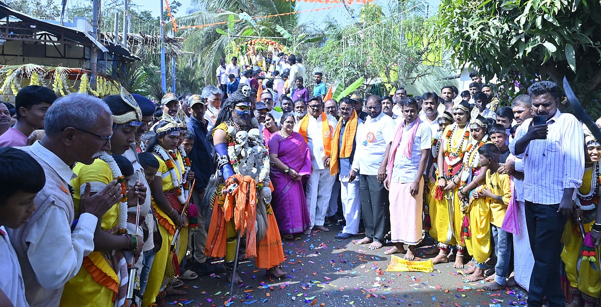 ರಾಣೆಬೆನ್ನೂರು | ಬೆಂಚಿ ತುಂಗಾಜಲ ಚೌಡೇಶ್ವರಿ ದೇವಿ ಜಾತ್ರೆ