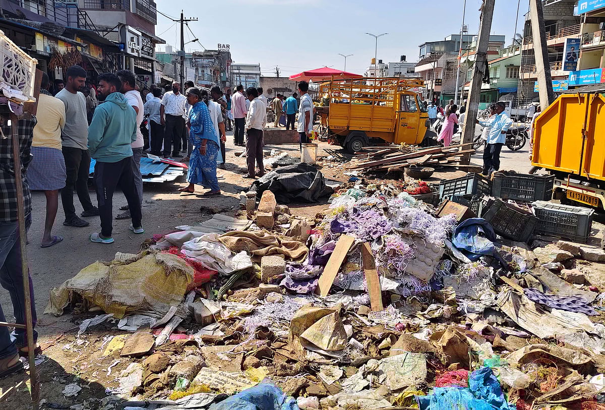 ಆಲೂರು | ಅತಿಕ್ರಮಣ ತೆರವು ಕಾರ್ಯಾಚರಣೆ ಆರಂಭ