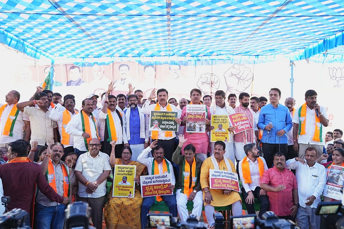 ಎರಡೂವರೆ ವರ್ಷದಿಂದ ಒಂದು ಮನೆಯನ್ನೂ ಕೊಟ್ಟಿಲ್ಲ: ಬಿ.ವೈ.ವಿಜಯೇಂದ್ರ ಆರೋಪ