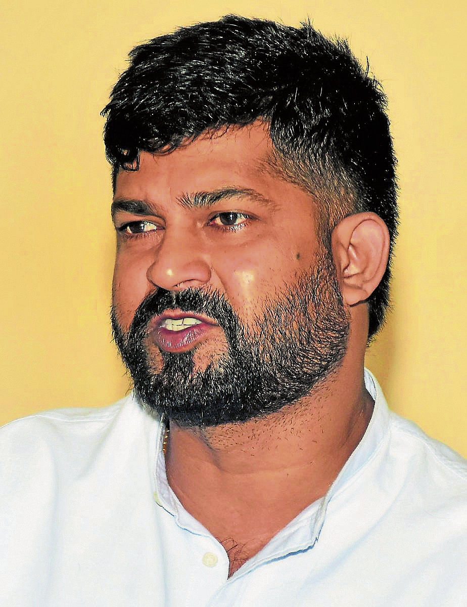 ನಾನು ಟಿಕೆಟ್ ಆಕಾಂಕ್ಷಿ, ಅಭ್ಯರ್ಥಿಯನ್ನು ಪಕ್ಷ ನಿರ್ಧರಿಸುತ್ತದೆ: ಪ್ರತಾಪ ಸಿಂಹ

