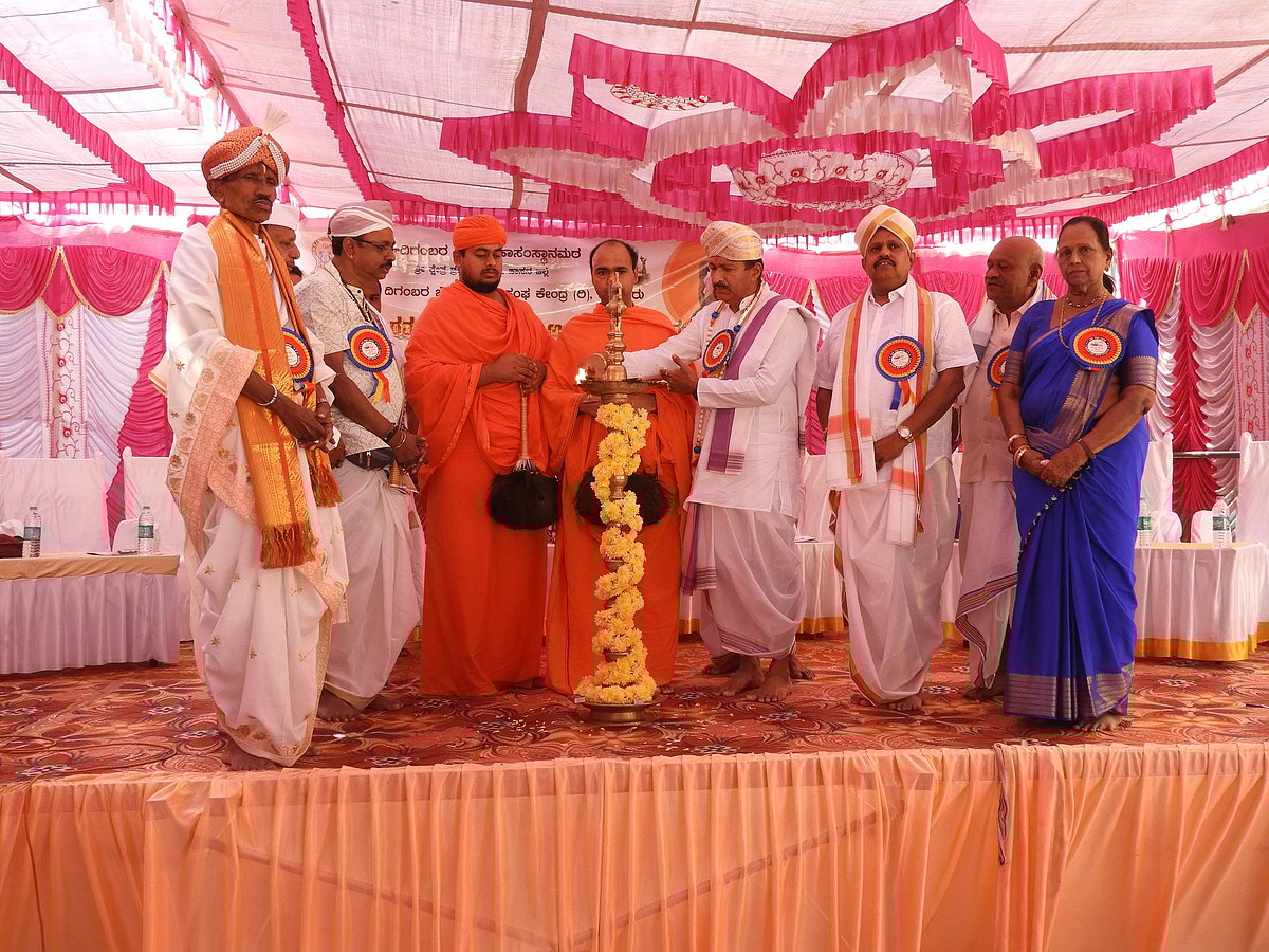 ಶ್ರವಣಬೆಳಗೊಳ| ಧರ್ಮದ ಆಚರಣೆ ಜೀವಂತವಾಗಿರಿಸಿ: ಪಾದೂರ ಸುದರ್ಶನ ಕುಮಾರ್‌ ಇಂದ್ರ