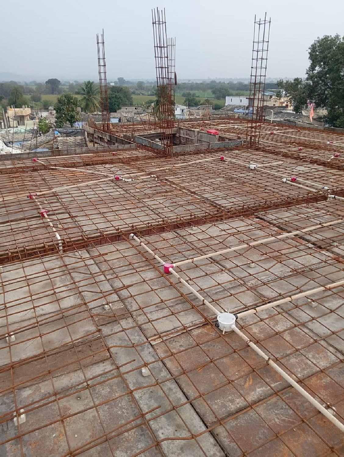 ಚಿಂಚೋಳಿ ತಾಲ್ಲೂಕಿನಲ್ಲಿ ಮರಳು ಅಭಾವ: ಮರಳಿಗಾಗಿ ನಿವೃತ್ತ ನ್ಯಾಯಾಧೀಶರ ಪರದಾಟ