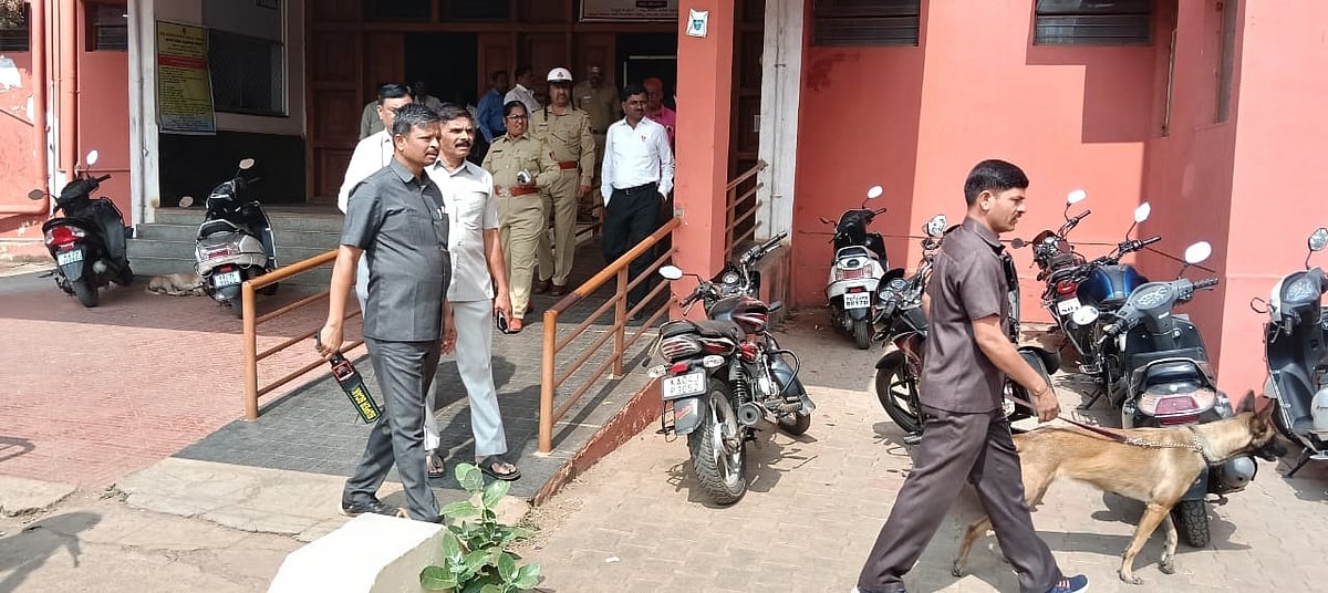 ನ್ಯಾಯಾಲಯಕ್ಕೆ ಬಾಂಬ್‌ ಬೆದರಿಕೆ