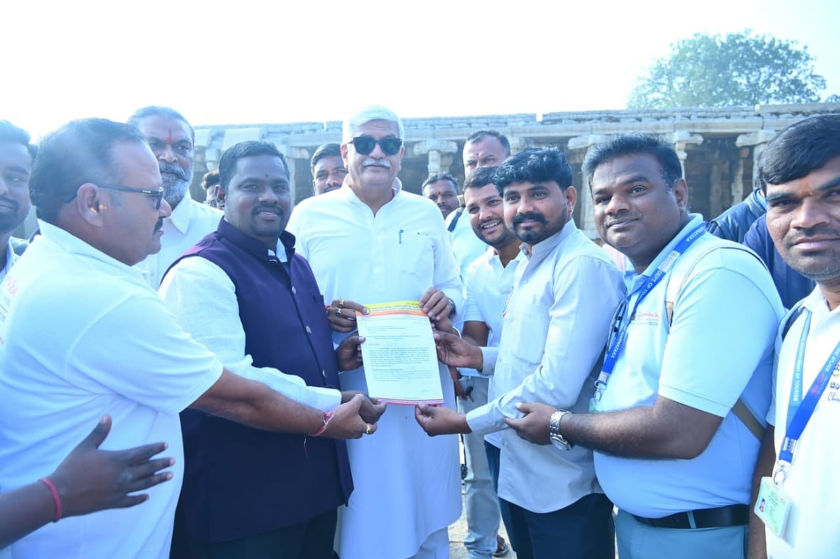 ಹಂಪಿಯಲ್ಲಿ ಸುಸ್ಥಿರ ಅಭಿವೃದ್ಧಿಗೆ ಕ್ರಮ ಕೈಗೊಳ್ಳಿ