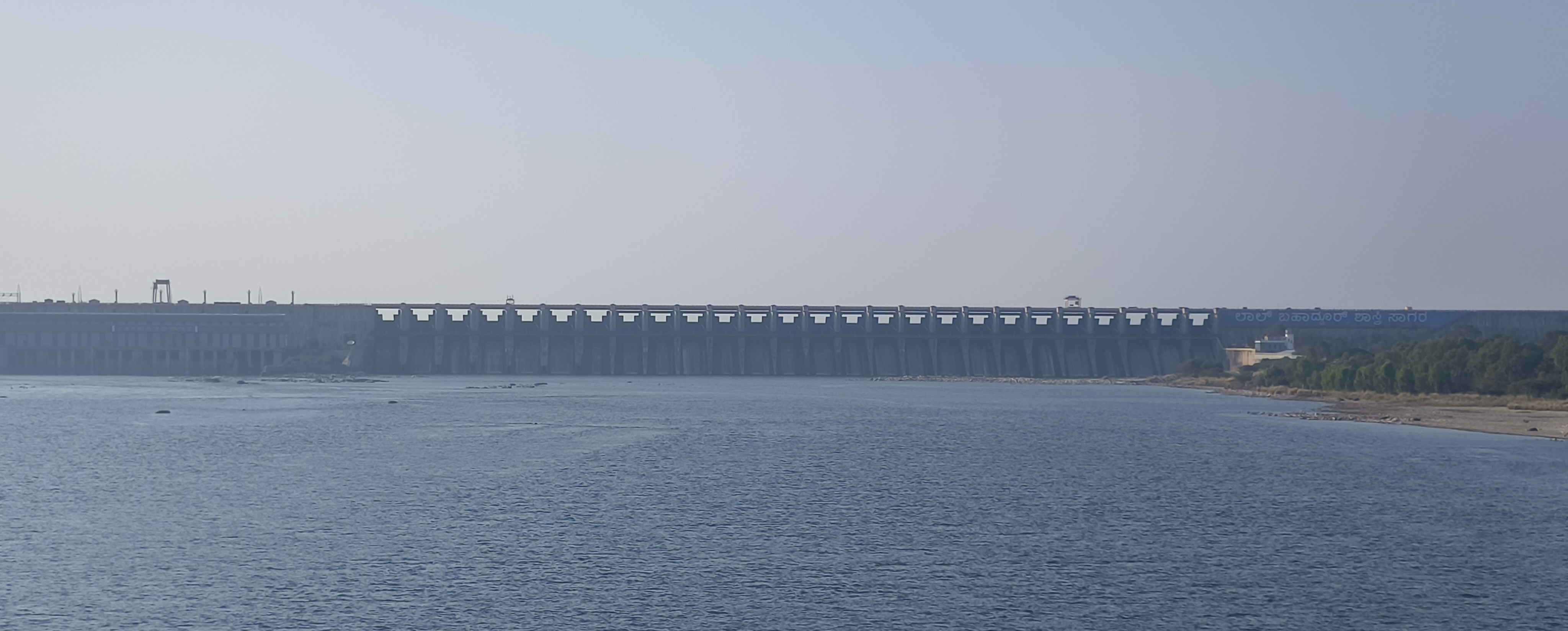 ಆಲಮಟ್ಟಿ ಜಲಾಶಯದ ನೋಟ