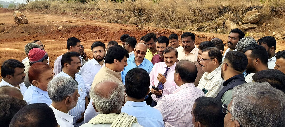 ಚನ್ನಪಟ್ಟಣಕ್ಕೆ ಅಗಮನ, ನಿರ್ಗಮನ ರಸ್ತೆ: ಸಂಸದ ಮಂಜುನಾಥ್ ಸ್ಥಳ ಪರಿಶೀಲನೆ