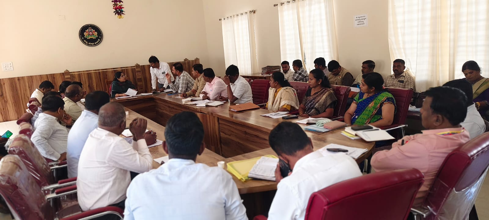 ತಾಲ್ಲೂಕು ಆಡಳಿತ ಸೌಧದ ಕಚೇರಿಯಲ್ಲಿ ಉಪವಿಭಾಗಧಿಕಾರಿ ಅಧ್ಯಕ್ಷತೆಯಲ್ಲಿ ಉಪವಿಭಾಗದ ವಿಪ್ಪತ್ತು ನಿರ್ವಹಣಾ ಪ್ರಾಧಿಕಾರ ಸಭೆಯನ್ನು ನಡೆಸಲಾಯಿತು.