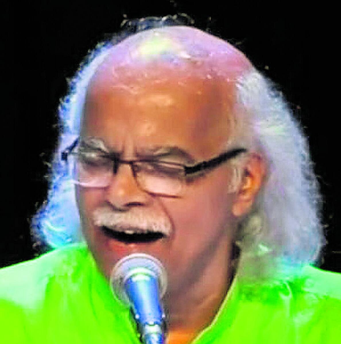 ಗಾಯಕ ಶ್ರೀಪಾದ ಹೆಗಡೆಗೆ ಪ್ರಶಸ್ತಿ