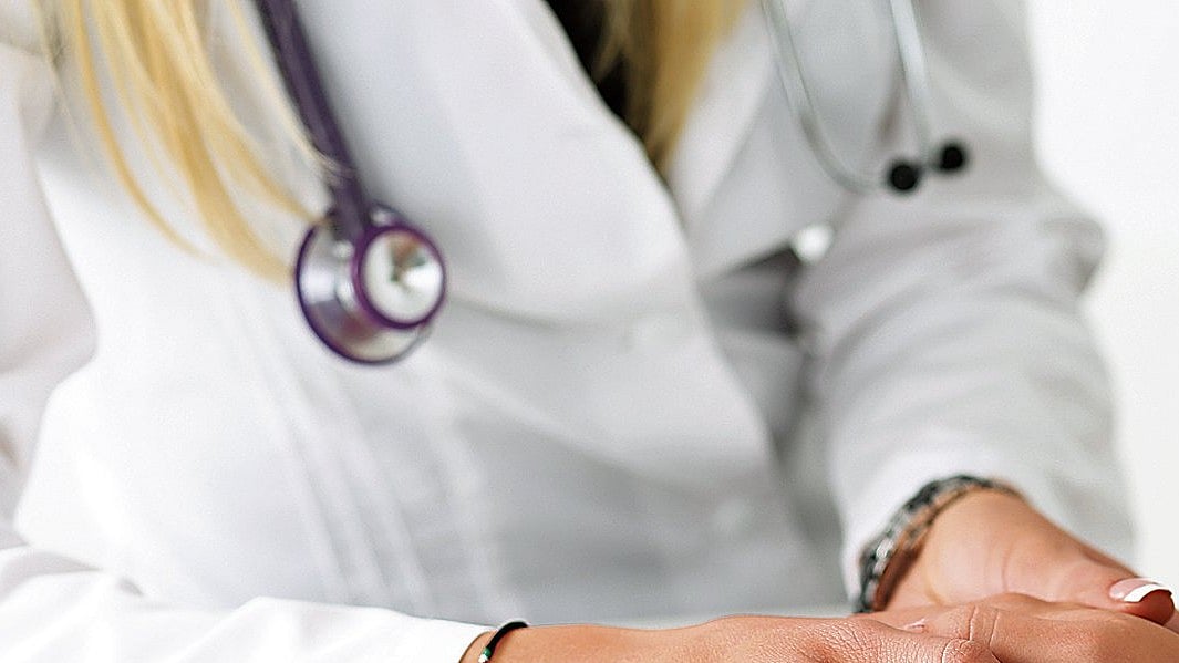 ಮಗುವಿನ ಶ್ವಾಸನಾಳದಲ್ಲಿ ಸಿಲುಕಿದ ಕಡಲೆಬೀಜದ ತುಣುಕು: ವೈದ್ಯರಿಂದ ಚಿಕಿತ್ಸೆ